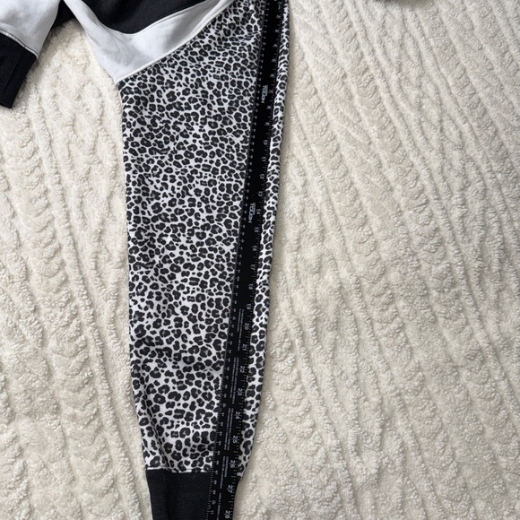 Hooey Women’s Savannah Cheetah Black White XL Hoodie Yallternative Cowgirl Chic - Picture 4 of 8